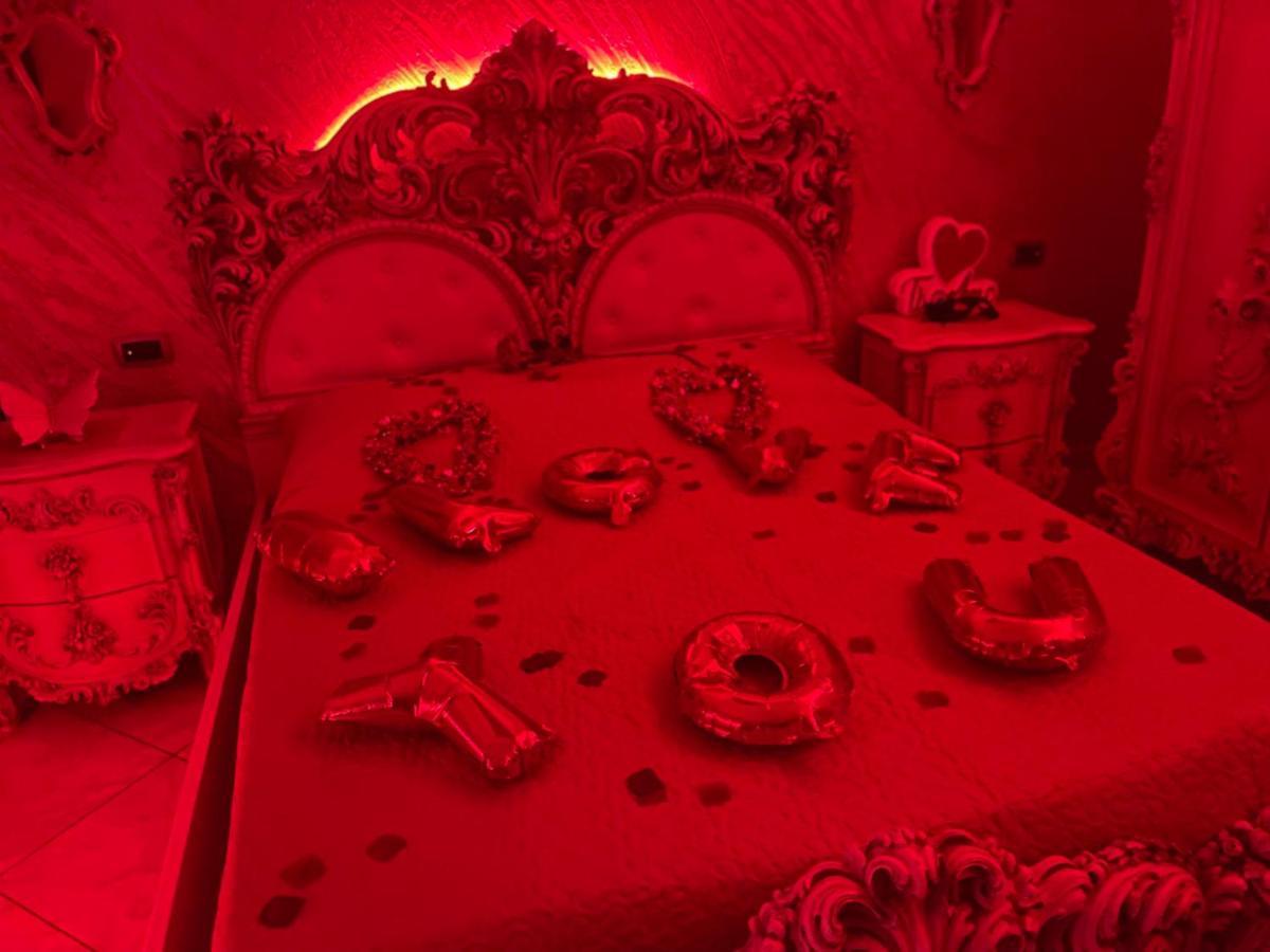 Gold Luxury Suite Home Roma ภายนอก รูปภาพ